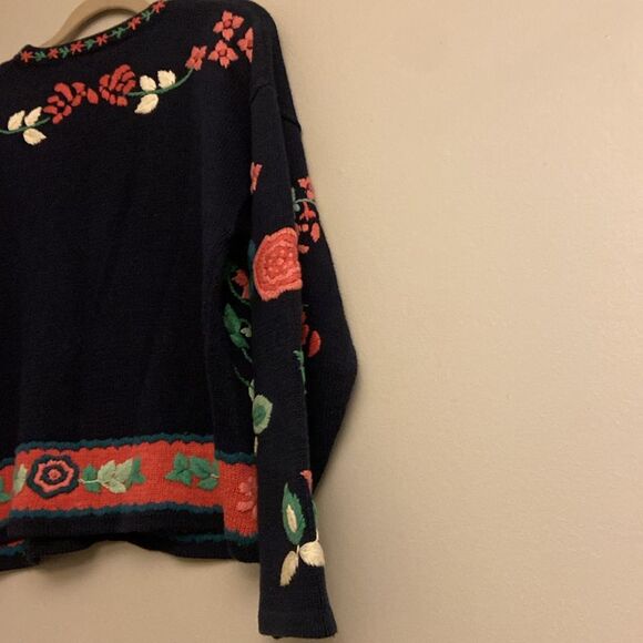 Vintage Navy Floral Embroidered Cardigan Sweater size M - Picture 7 of 13